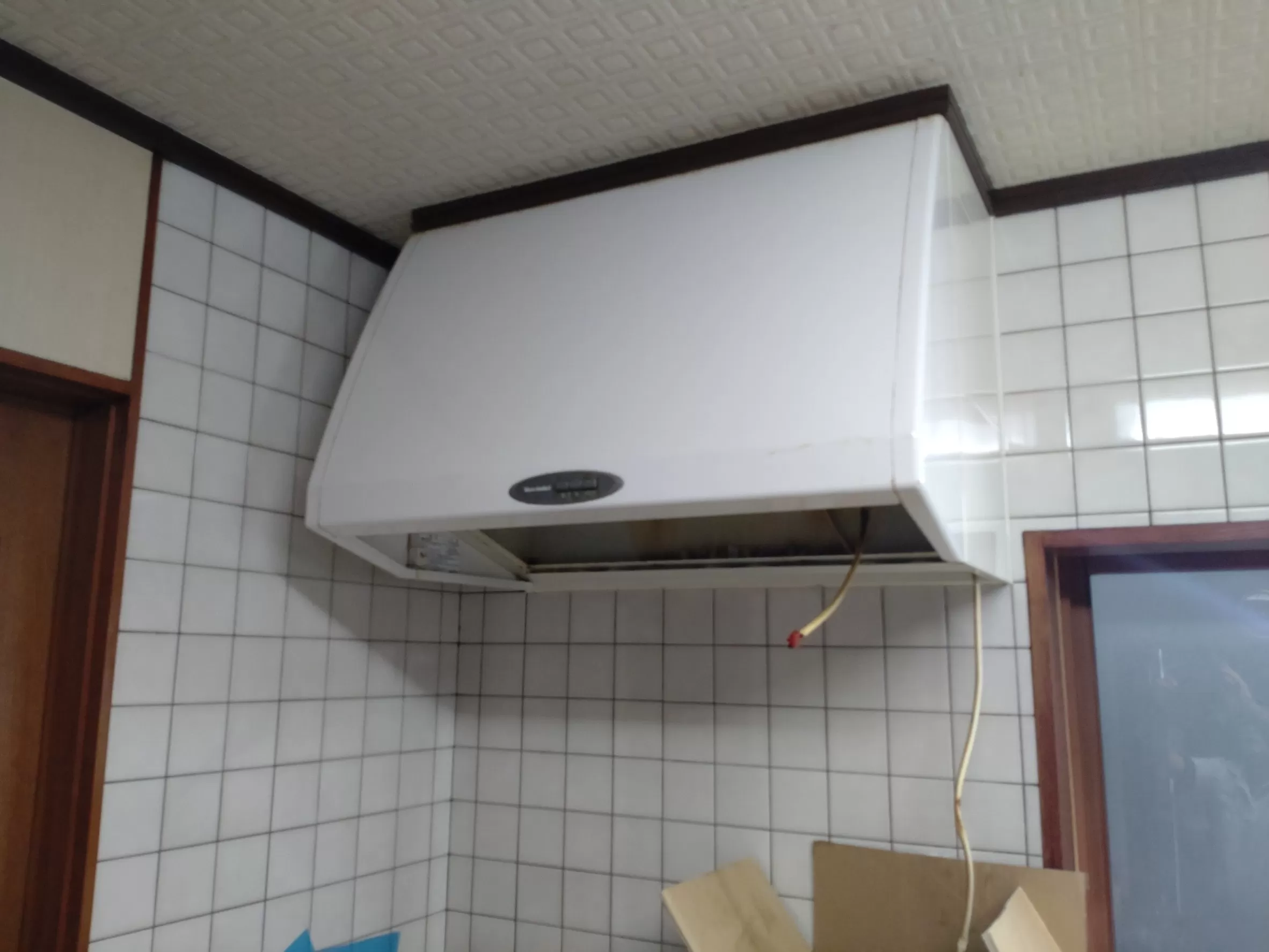取替前のレンジフード
