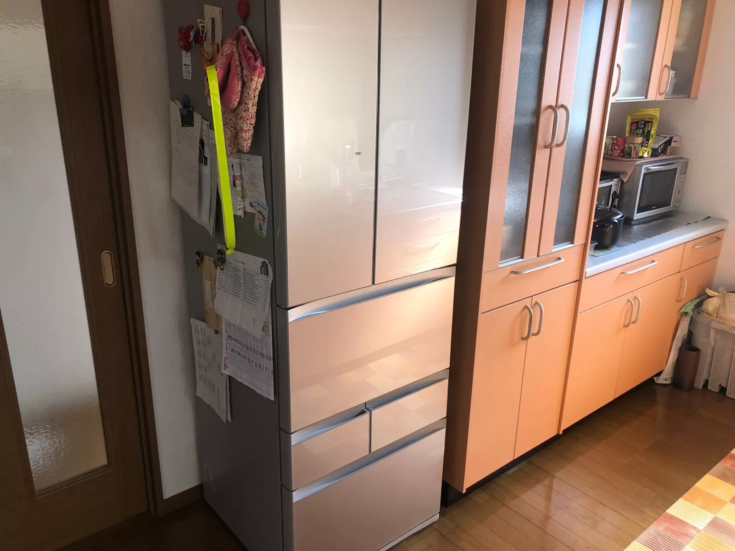 改装前のキッチン収納