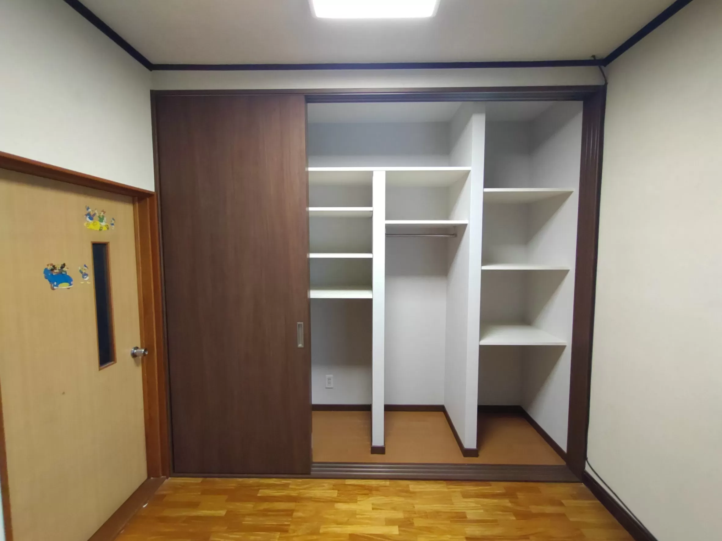 改装後のクローゼット