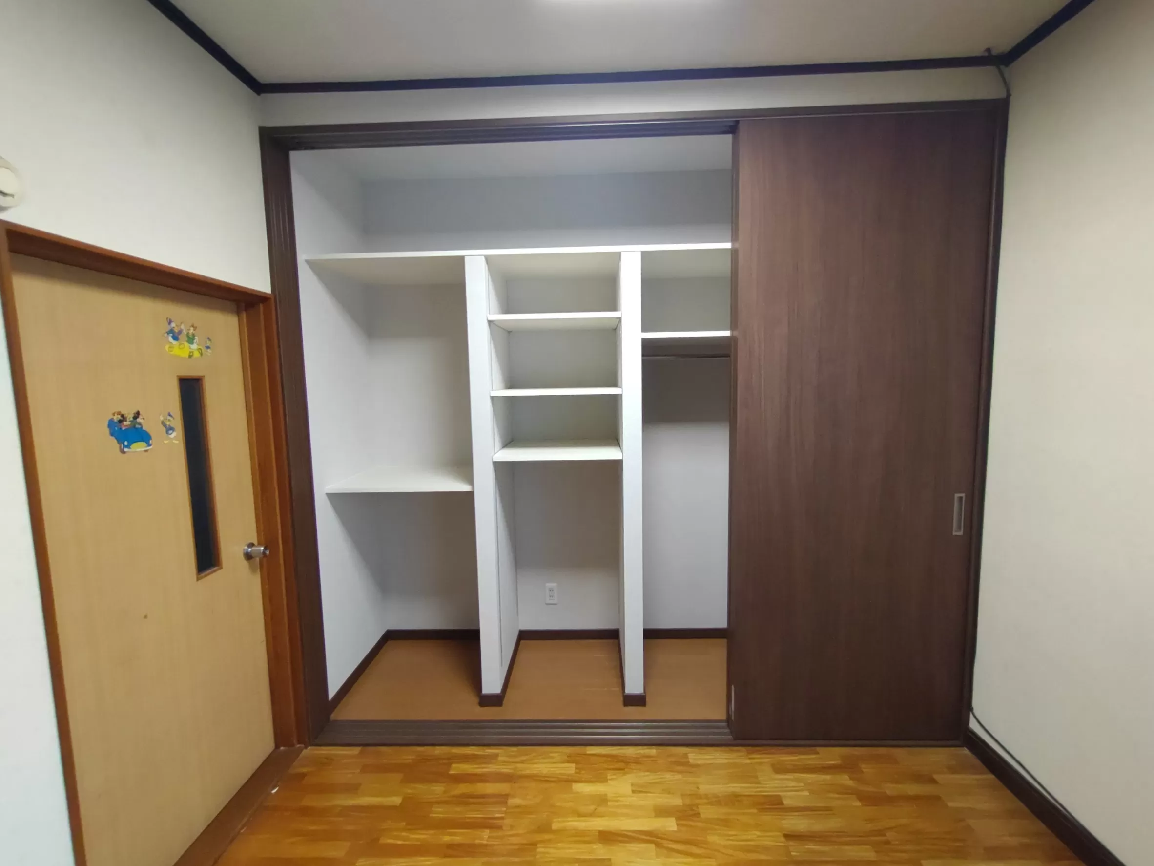 改装後のクローゼット