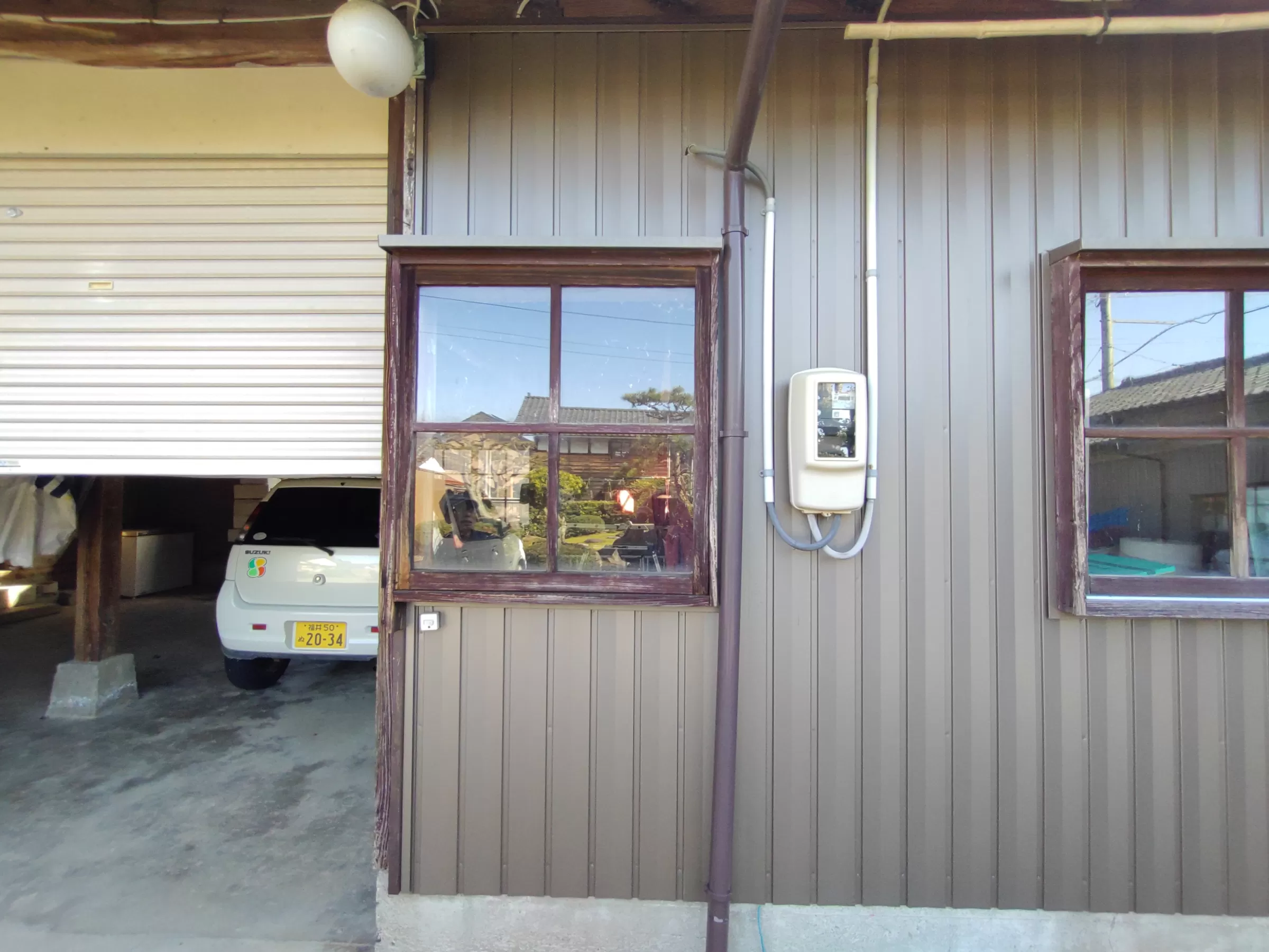 取替前の木製建具（嵌め殺し）