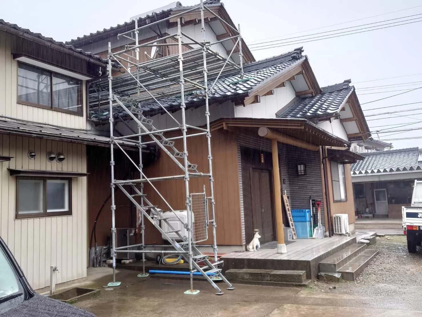 搬出用足場